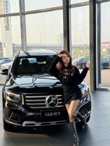 奔驰大7座SUV，从31万降到20万，开出去更有面子